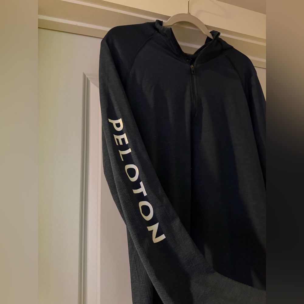 Lululemon Men’s Peloton Navy Quarter-Zip Performance Long Sleeve Activewear Med - Picture 3 of 6